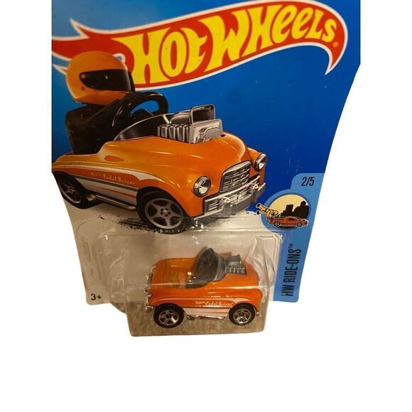 Hot Wheels 2016 Hw Ride Ons Pedal Driver Orange Factory Sealed - Picture 3 of 6